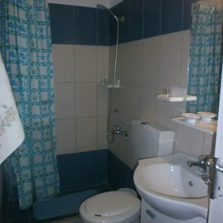 Vangelis 公寓式酒店 3*