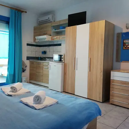 Apart Otel Vangelis 3*